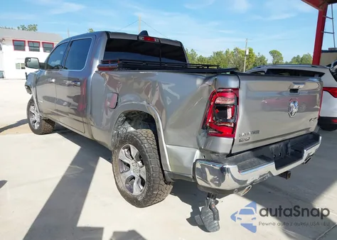 2022 Ram 1500 Laramie 4X4 6'4 Box z USA, uszkodzony, nr VIN 1C6SRFRT7NN194512